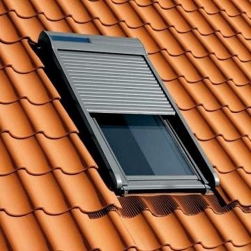 Fenêtre de toit Velux posée par ETS Guillaume